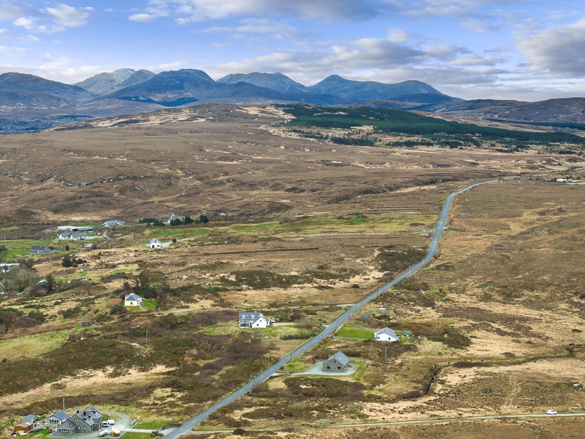 118 - Holiday home Cleggan